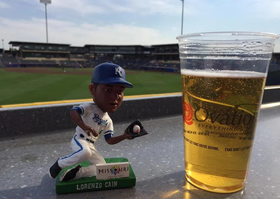 lorenzo cain bobblehead - omaha stormchasers - kansas city royals (2)