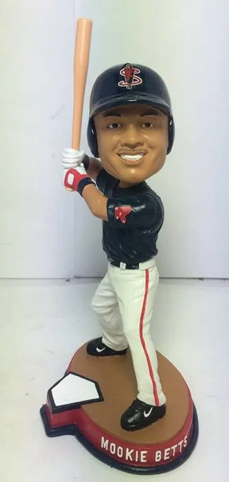 mookie betts fan choice bobblehead - lowell spinners - boston red sox - july 21, 2015 (2)