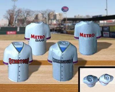 salt and pepper shakers - harrisburg senators - washington nationals