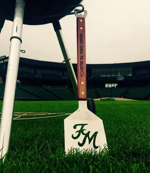 grill spatula - fargo moorehead redhawks - american association of independent baseball