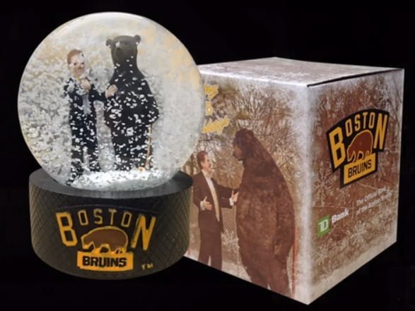 Boston Bruins Snow Globe 12-14-2015