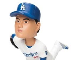May 27, 2014 Cincinnati Reds vs Los Angeles Dodgers – Hyun-Jin Ryu Bobblehead