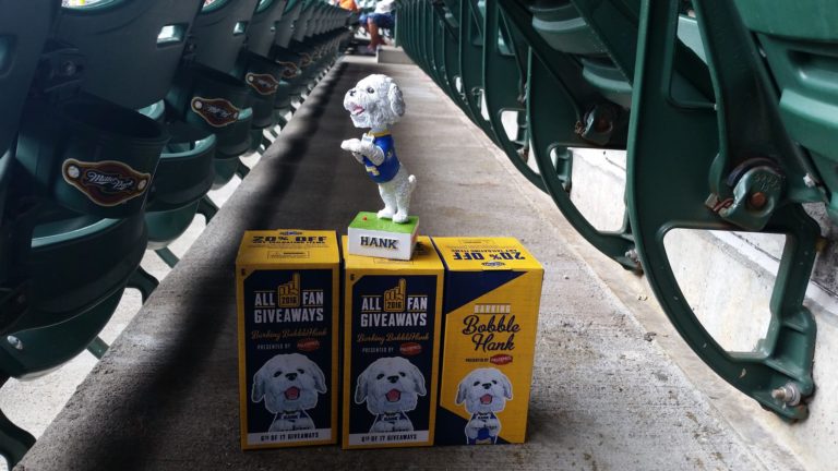 June 12, 2016 Milwaukee Brewers – Hank Barking Bobblehead