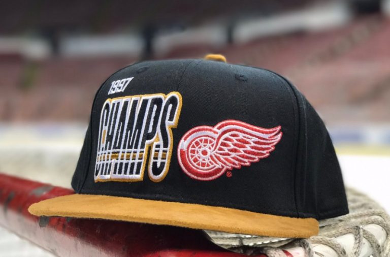 December 27, 2016 Detroit Red Wings – Locker Room Hat