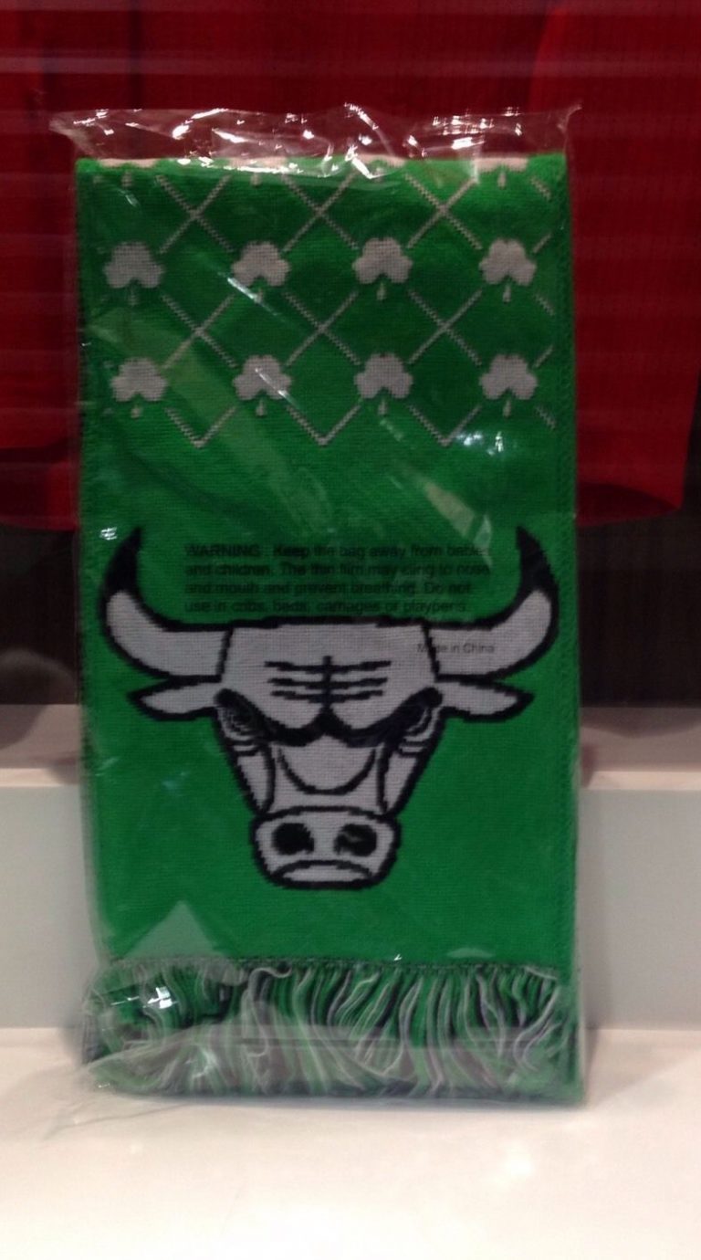 March 15, 2017 Chicago Bulls – St. Patrick’s Day Scarf
