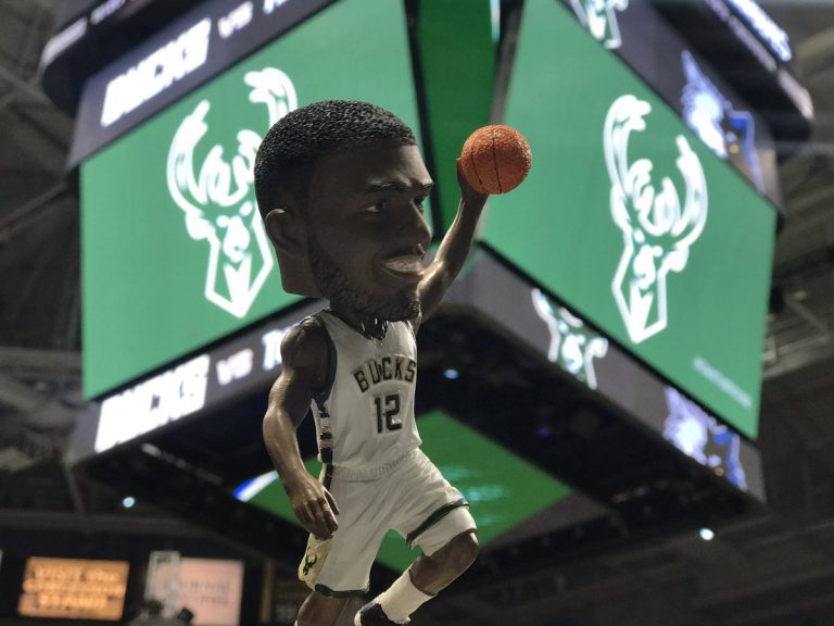 March 11, 2017 Milwaukee Bucks – Jabari Parker Bobblehead