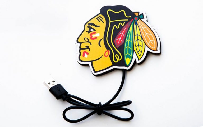 November 11, 2019 Chicago Blackhawks – BLACKHAWKS WIRELESS CHARGER