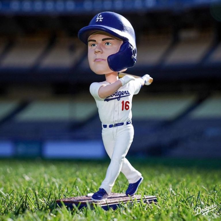 April 18, 2022 Los Angeles Dodgers Will Smith Bobblehead Stadium