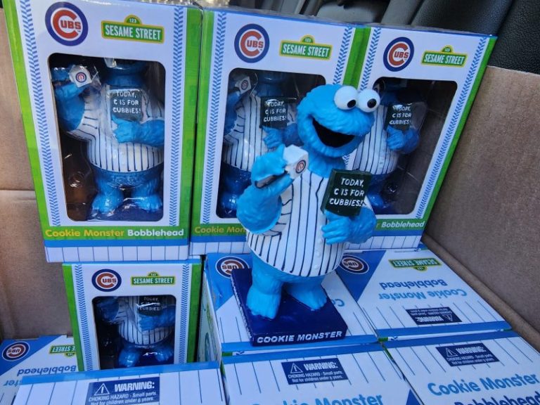 September 18, 2022 Chicago Cubs – Cookie Monster bobblehead