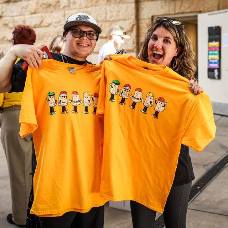 June 2, 2023 Pittsburgh Pirates – Flashback Free Shirt Friday – 80s Night