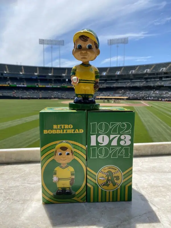 【BOBBLE HEAD】オークランド・アスレチックス ボブルヘッド 1974 BOBBLE HEAD】オークランド・アスレチックス ボブルヘッド 1974