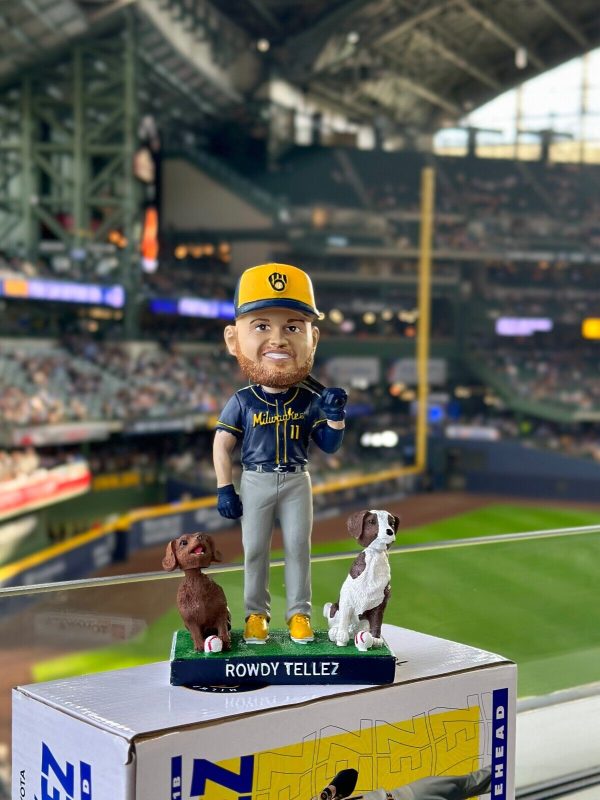 Milwaukee Brewers: Rowdy Tellez 2022 - Officially Licensed MLB Removab –  Fathead